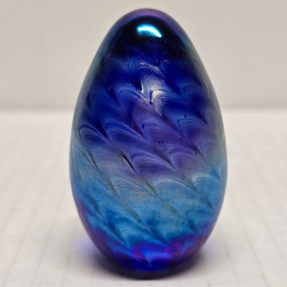 Mount St. Helen Egg Paperweight Marked MSH 95 Iridescent blue purple Vintage 90s - Picture 8 of 8